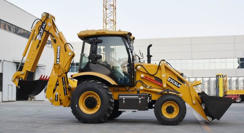 What to look for when buying a used backhoe loader - Model E3CXL EVERSTAR